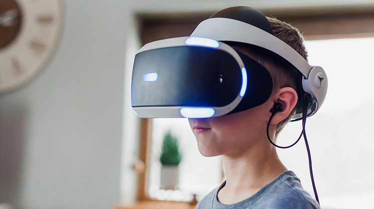 VR